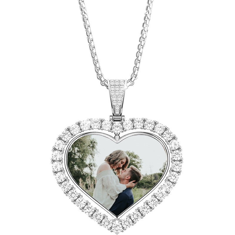 Personalized Diamond Name Necklace: Custom Bling Nameplate Jewelry